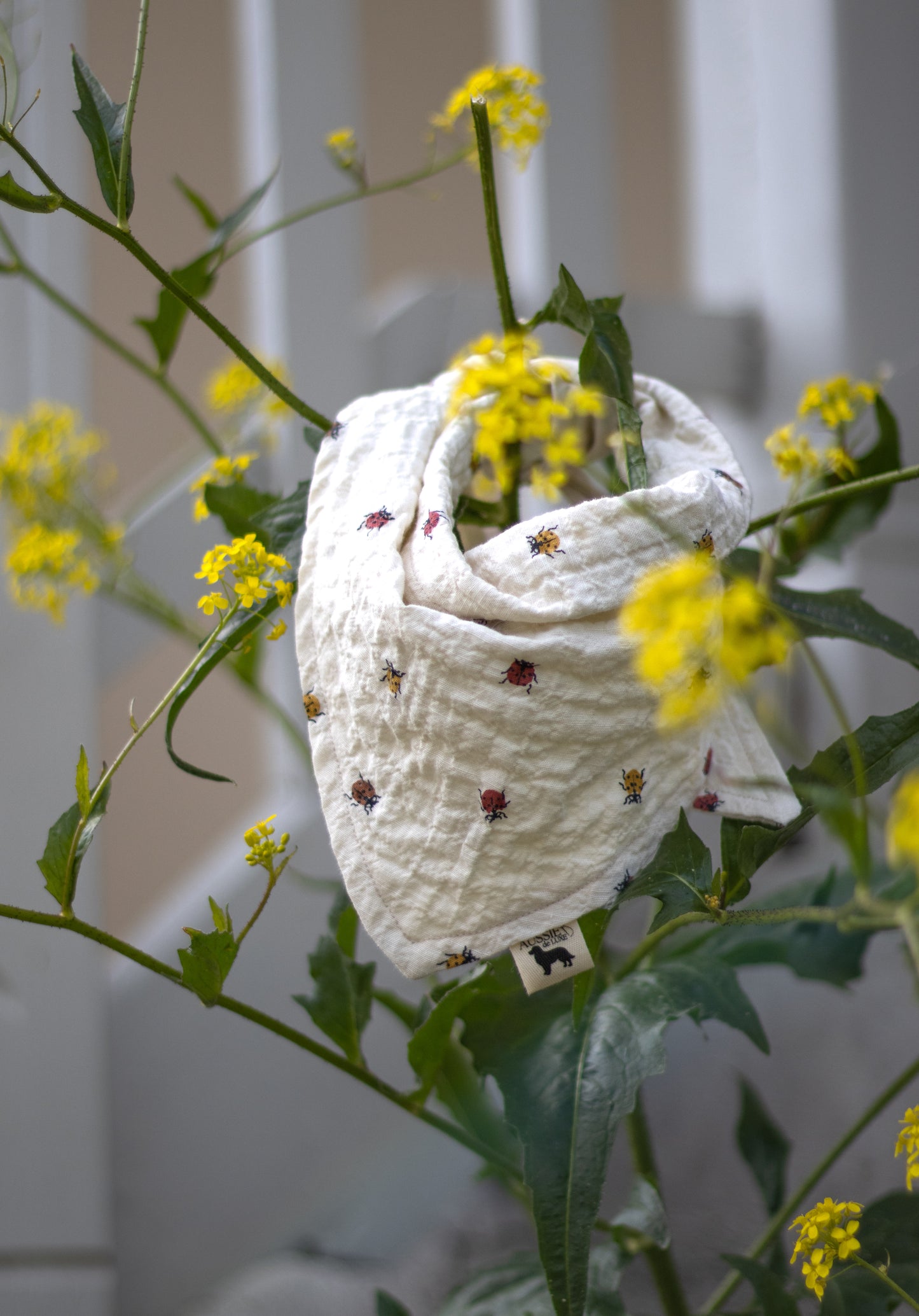 Modern - Off White Marihøne