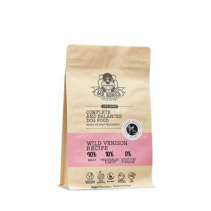 Fullfôr av hjort og grønn vom